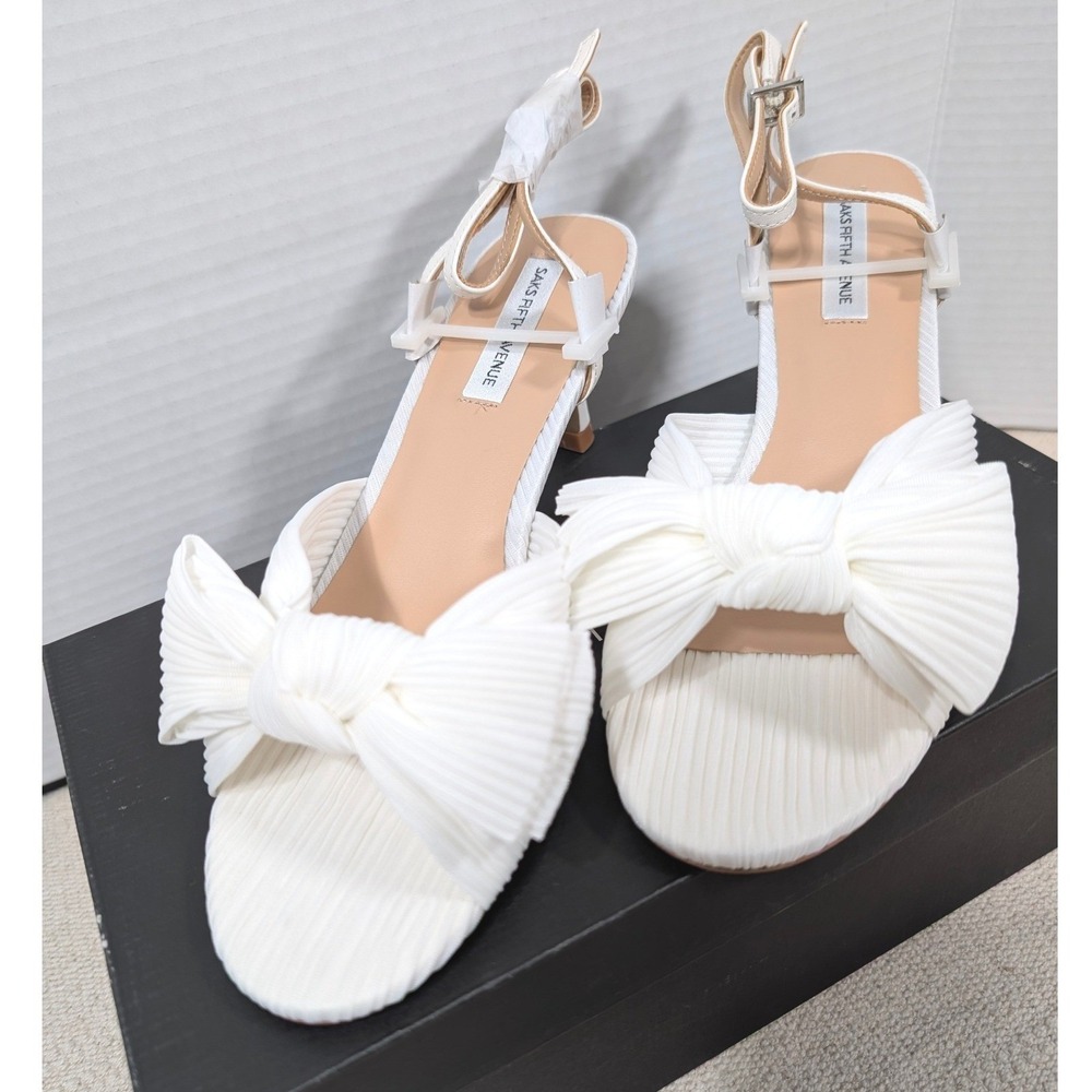 Saks‎ Fifth Avenue Sammy White Pleated Bow Kitten Heel Sandals Wedding Size 7